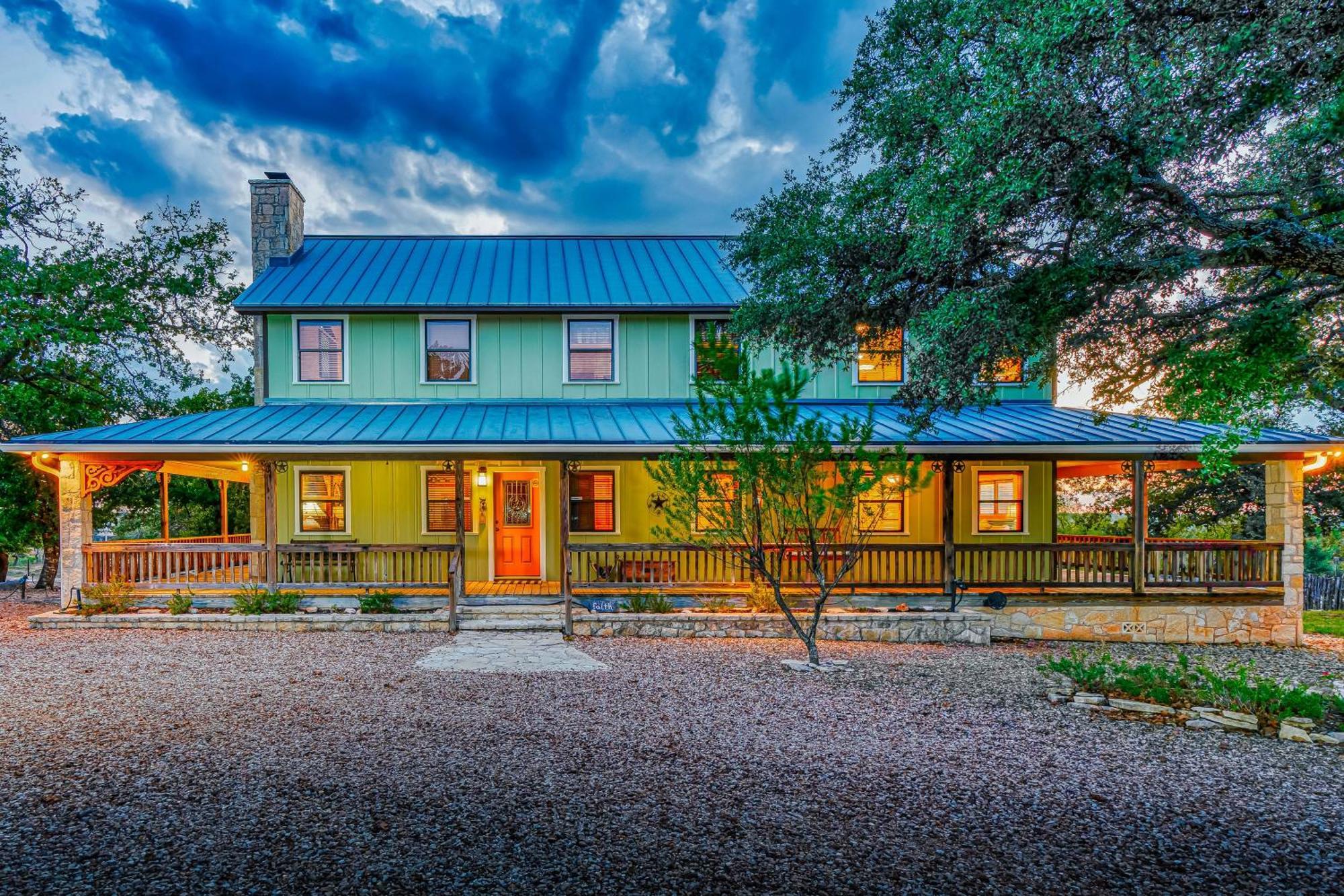 Morningstar Ranch At Enchanted Rock Aparthotel Fredericksburg Exterior photo